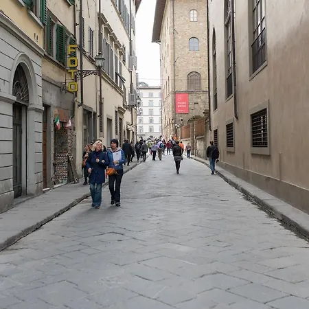 Signoria Imperial Apartment *